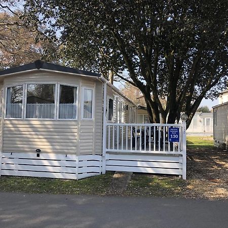Mudeford Beach Lodge Luaran gambar