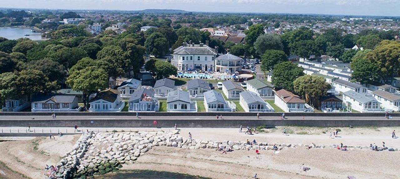 Mudeford Beach Lodge Luaran gambar